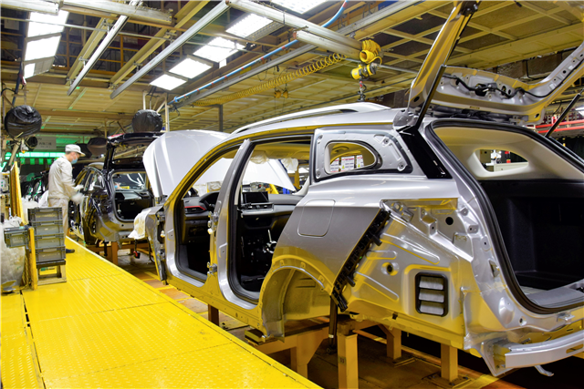 【櫻花又開(kāi)放——疫后重振看湖北】春來(lái)“東風(fēng)”起 “中國(guó)車谷”實(shí)至名歸_fororder_圖片3