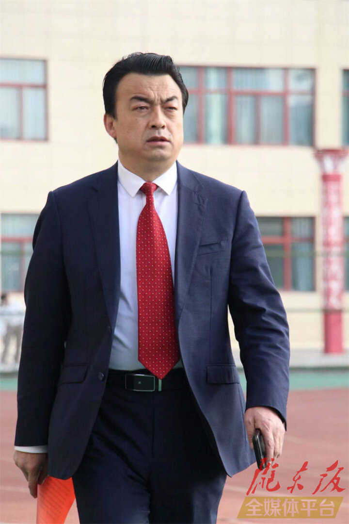 崇德尚美守正篤行 辦人民滿意的教育——訪慶陽七中黨委書記、校長毛小軍