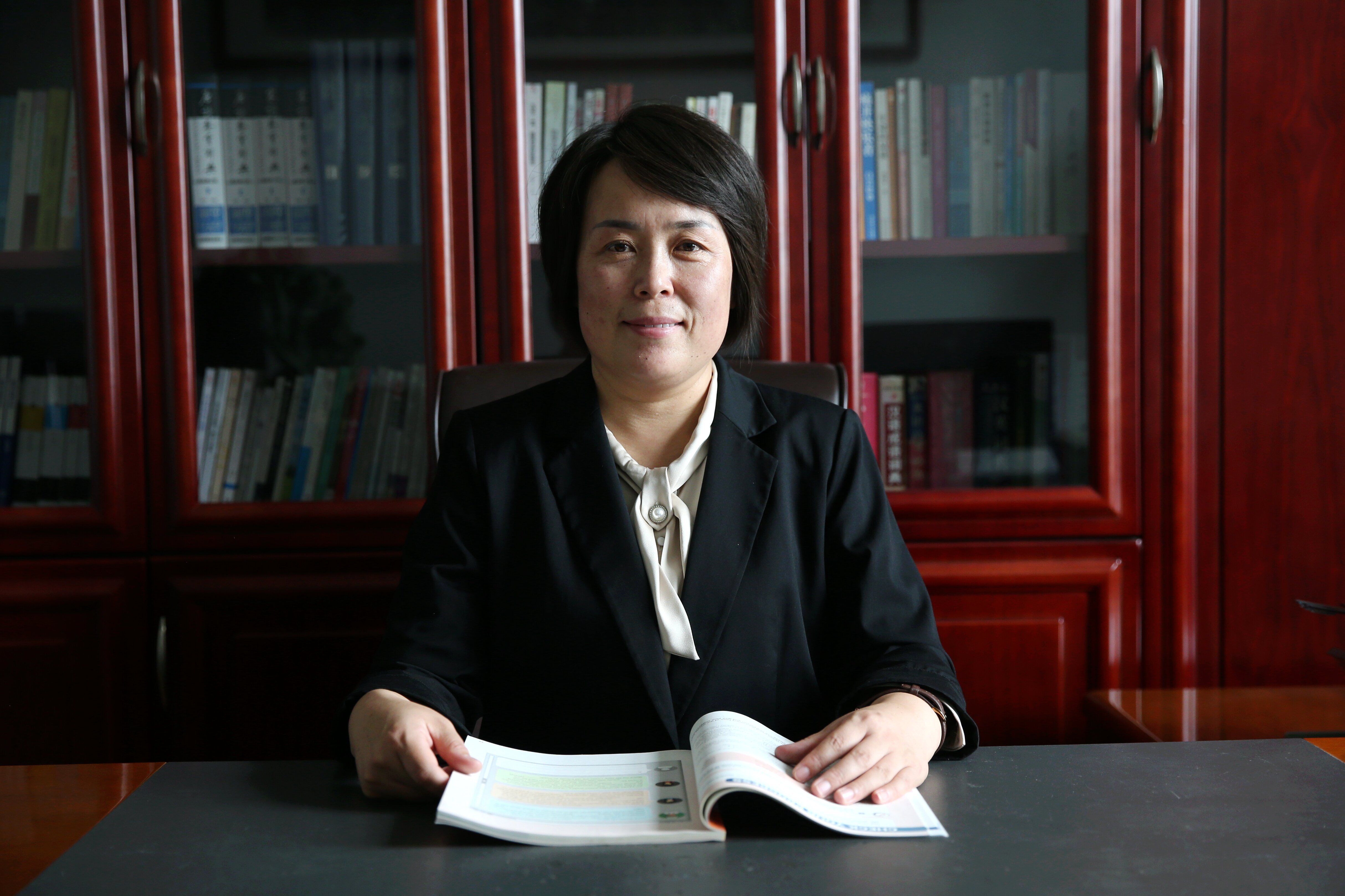 打造“卓越課程體系” 推動學校卓越發(fā)展——訪慶陽一中黨委書記、校長宮亞妮