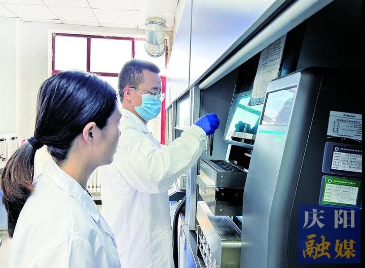 【特別關(guān)注】畢業(yè)后，他們?cè)诿衿缶`放青春