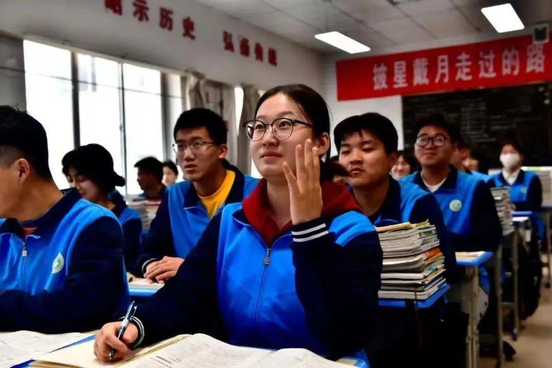 勵志！暖心！寧縣二中“高位截肢”女孩鞏瑜圓夢西北師大