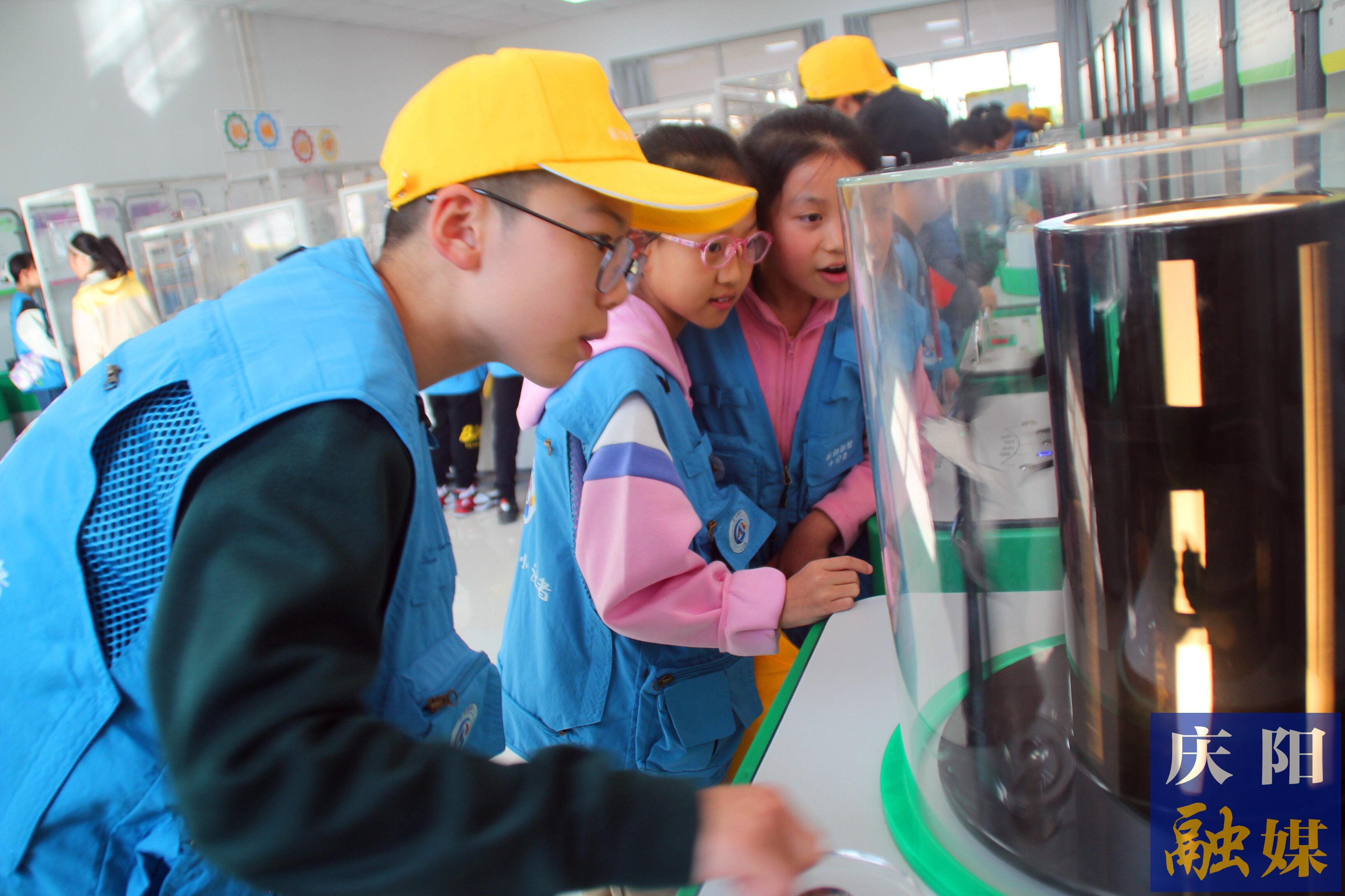 【活動(dòng)掠影】玩轉(zhuǎn)科技 筑夢未來——慶陽融媒小記者團(tuán)探秘科技館