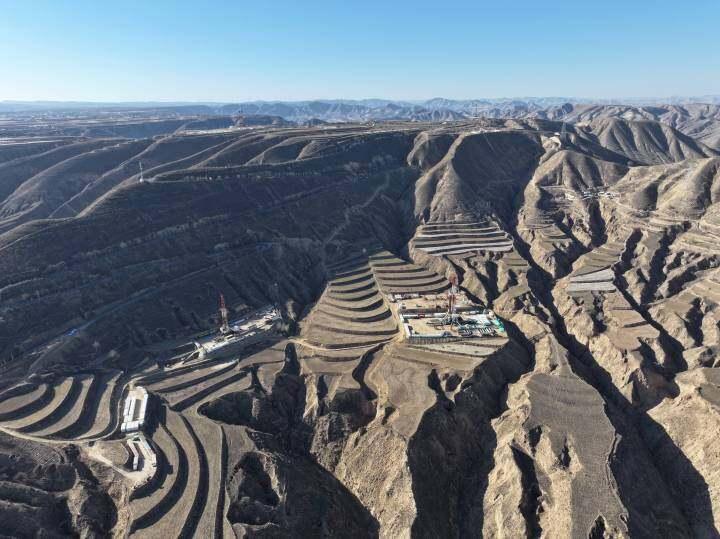 長慶油田在慶陽市環(huán)縣新發(fā)現超億噸級整裝大油田