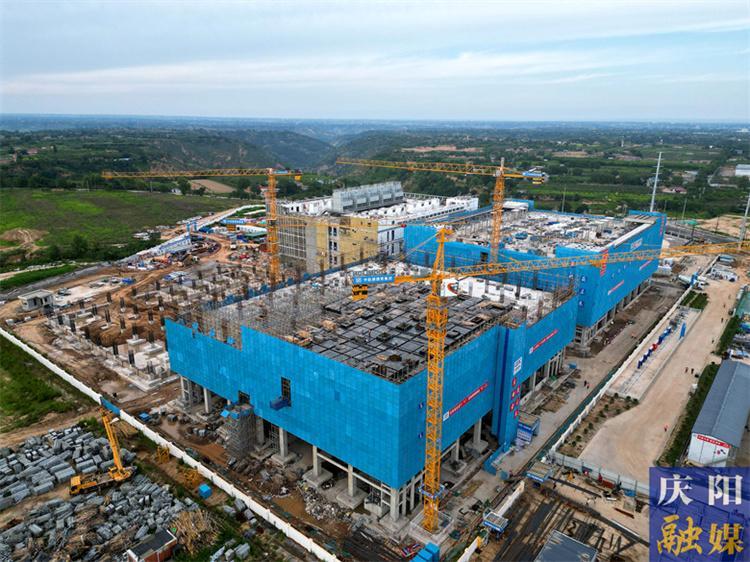 “甘肅樞紐慶陽集群源網(wǎng)荷儲一體化建設(shè) 推進算電 協(xié)同深度融合”案例入選全國一體化算力網(wǎng)應(yīng)用優(yōu)秀案例