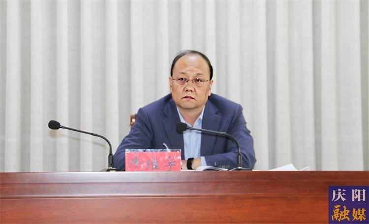 引大引強(qiáng)引頭部 為數(shù)字經(jīng)濟(jì)賦智賦能 ——訪慶陽(yáng)市住建局黨組書記、局長(zhǎng)牛維宇