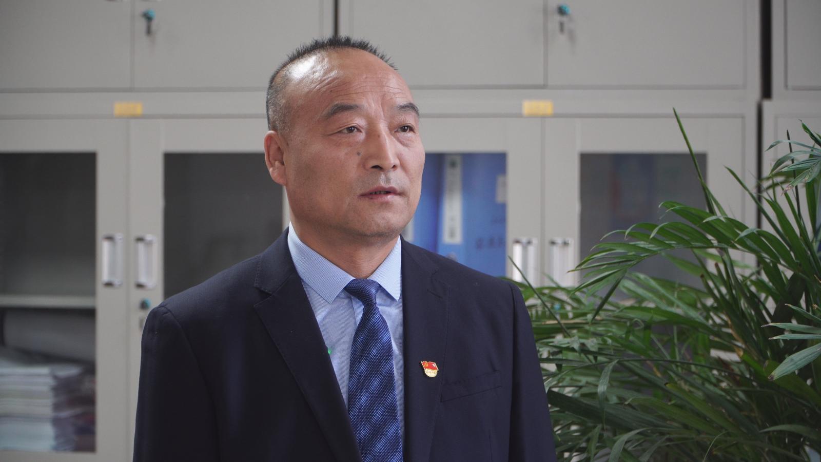 【數(shù)字經(jīng)濟(jì)招商選資】以綠電聚合供電模式降電價(jià) 提高數(shù)字經(jīng)濟(jì)招商競(jìng)爭(zhēng)力——訪市能源局黨組書記、局長(zhǎng)劉興峰