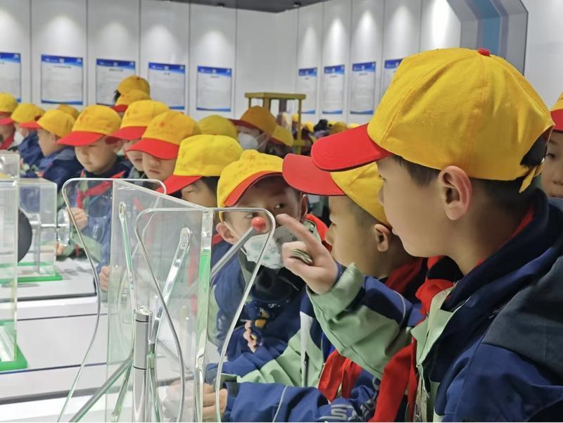 慶城縣科技館迎來科普研學熱潮