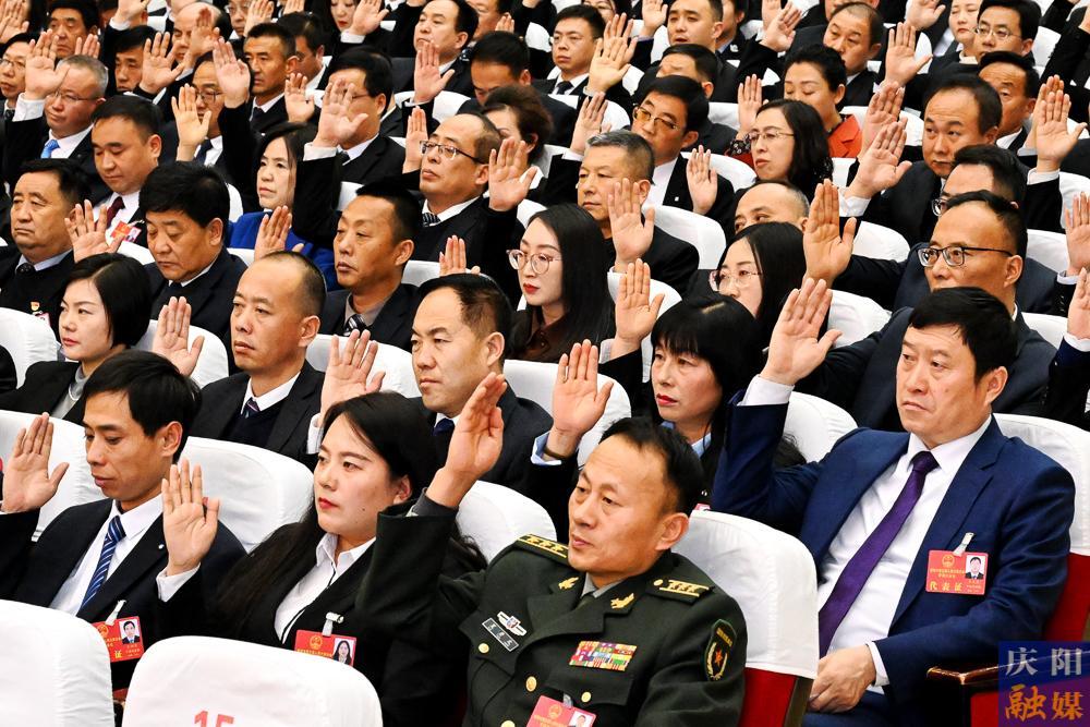 【圖說兩會】兩會瞬間！