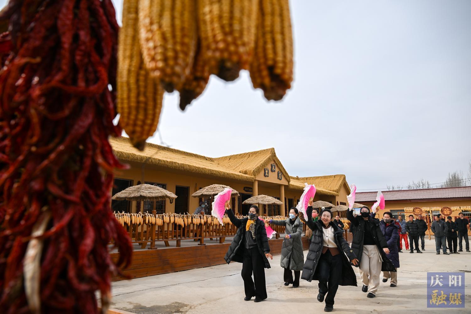 【新春走基層·攝影報(bào)道】黑木村很“紅”