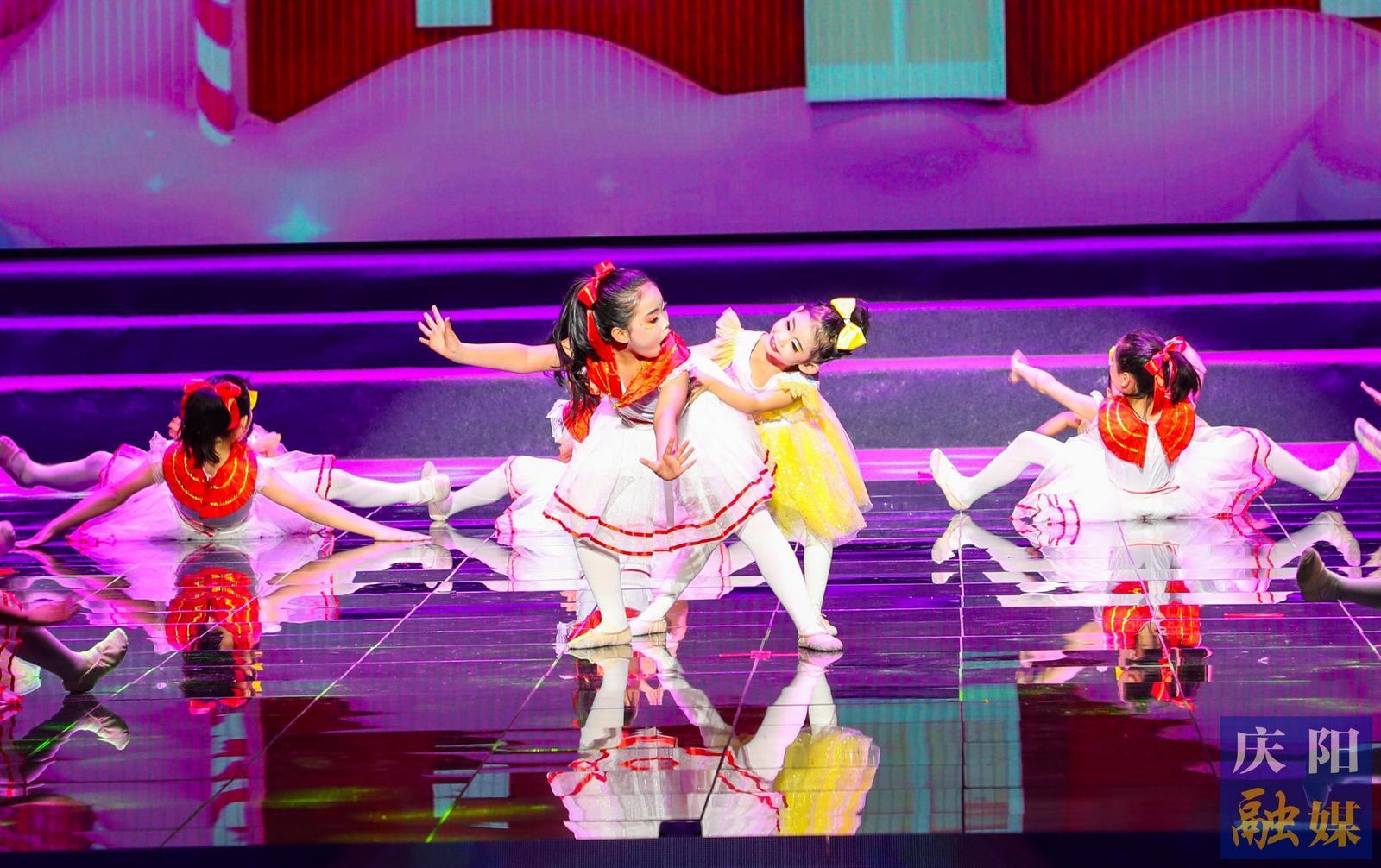 【攝影報(bào)道】2025甘肅省少兒春節(jié)聯(lián)歡晚會(huì)未來之星藝術(shù)匯專場舉行（下）