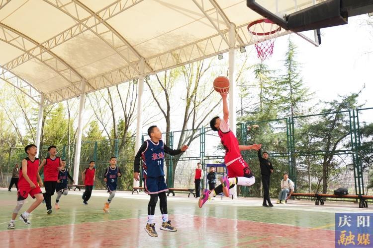 【攝影報(bào)道】2025年“奔跑吧·少年”慶陽市青少年五人制籃球比賽暨甘肅省第十六屆運(yùn)動(dòng)會(huì)選拔賽舉行