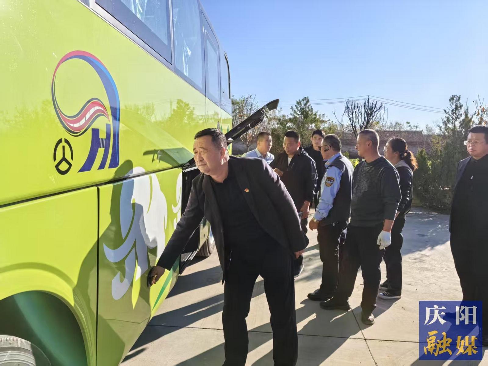 平凡崗位鑄就非凡之路——記合水縣交通運(yùn)輸集團(tuán)有限公司職工文武