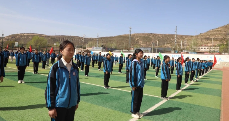 環(huán)縣第三中學(xué)第三屆科技節(jié)：點亮鄉(xiāng)村少年科創(chuàng)夢想?