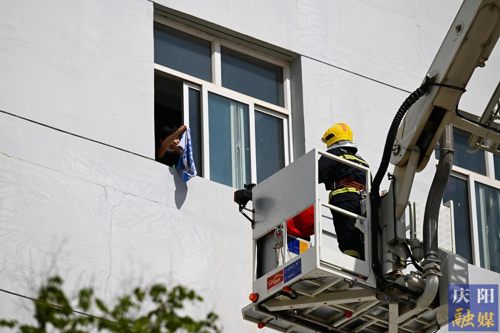 【攝影報(bào)道】西峰區(qū)舉辦新質(zhì)救援能力主題綜合演練