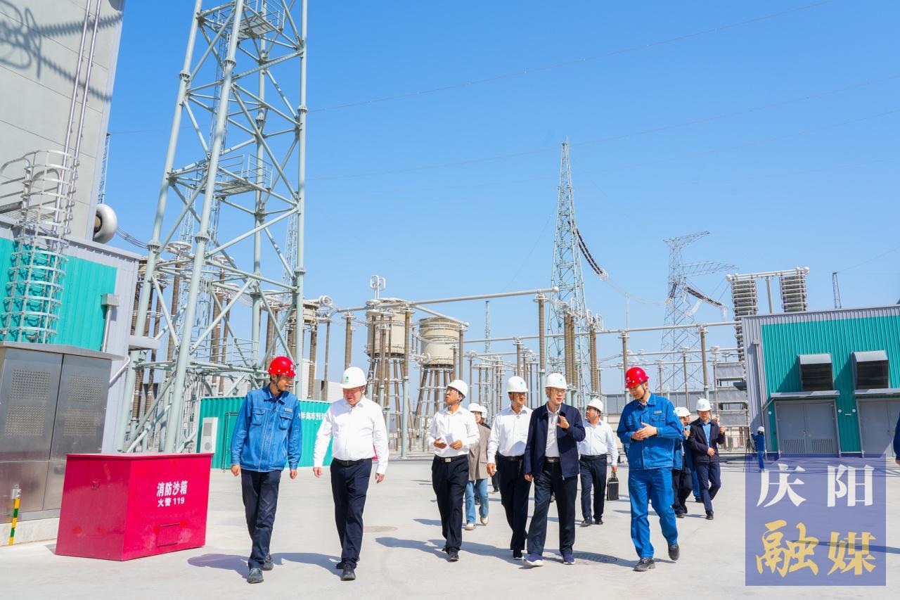 慶陽市總工會開展2025年“勞模工匠助企行”行動暨國網慶陽供電公司勞模工匠技能交流活動