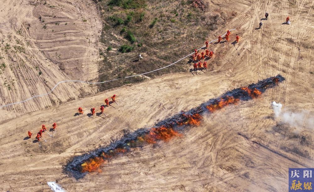 【攝影報道】合水林管分局2025年森林草原防滅火綜合應(yīng)急演練舉行