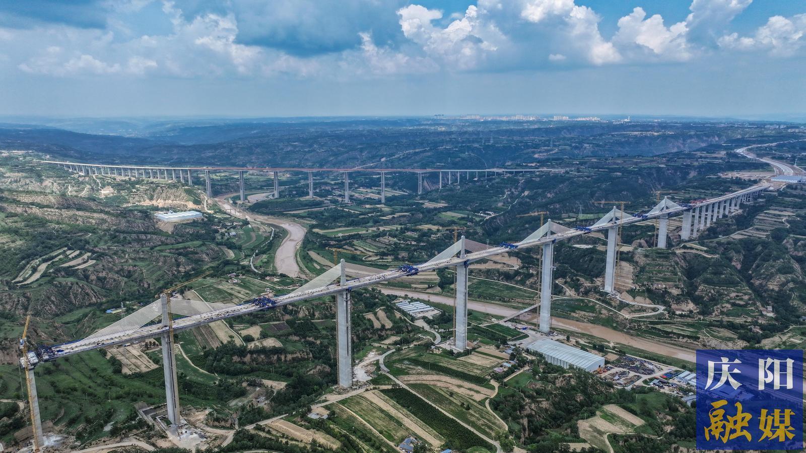 G309線西合公路項目馬蓮河特大橋建設(shè)進入沖刺階段