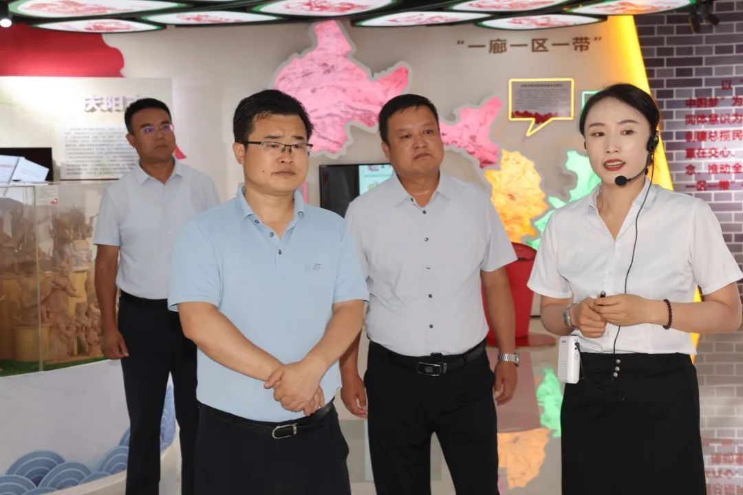 孔衛(wèi)濤調(diào)研全區(qū)統(tǒng)戰(zhàn)領域重點工作