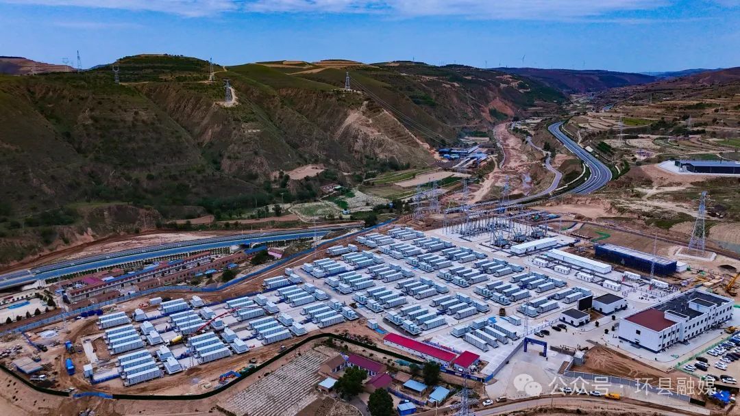 【攝影報道】華能慶陽風(fēng)光新能源配套儲能項目進(jìn)入調(diào)試尾聲