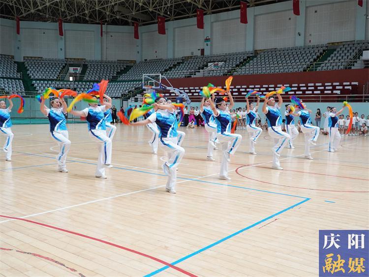 【攝影報(bào)道】慶祝全國(guó)第17個(gè)“全民健身日”2025年慶陽市全民健身成果展演舉行