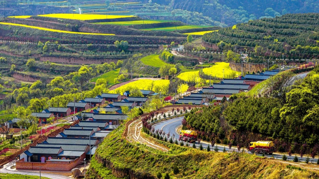 甘肅西峰“四維共進”：“善美鄉(xiāng)村”蛻變“文旅名村”