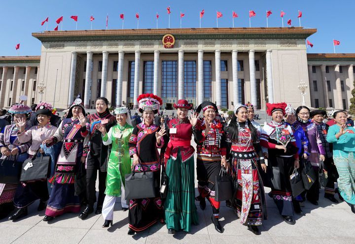 “每一位婦女都是時代的書寫人、追夢的奮斗者”——以習(xí)近平同志為核心的黨中央引領(lǐng)推動新時代婦女事業(yè)發(fā)展和婦聯(lián)工作紀(jì)實