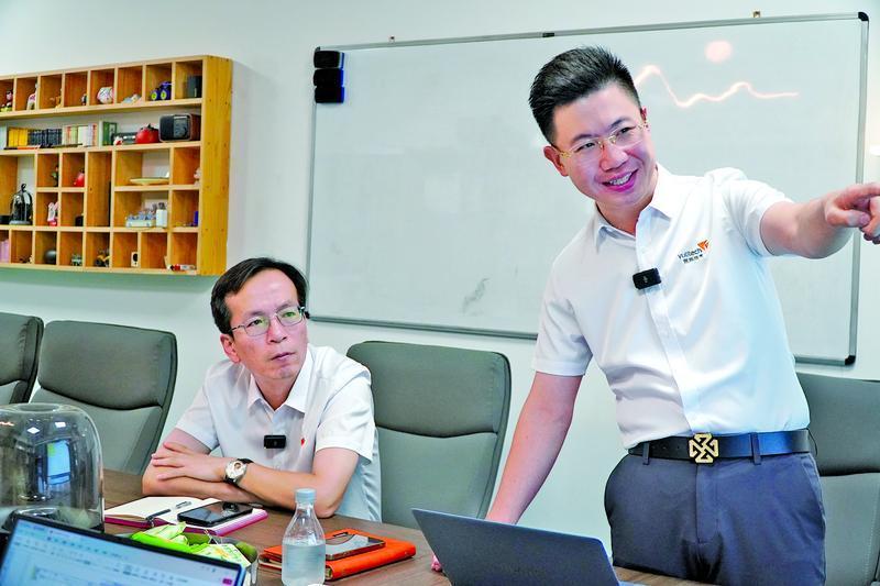 【走南闖北慶陽(yáng)人】栗旭錦：架設(shè)新質(zhì)生產(chǎn)力轉(zhuǎn)化之橋的領(lǐng)航者