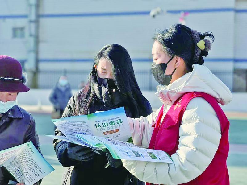 《隴東報(bào)》特刊·法治慶陽 | 法治清音潤?quán)l(xiāng)野 警民連心筑平安