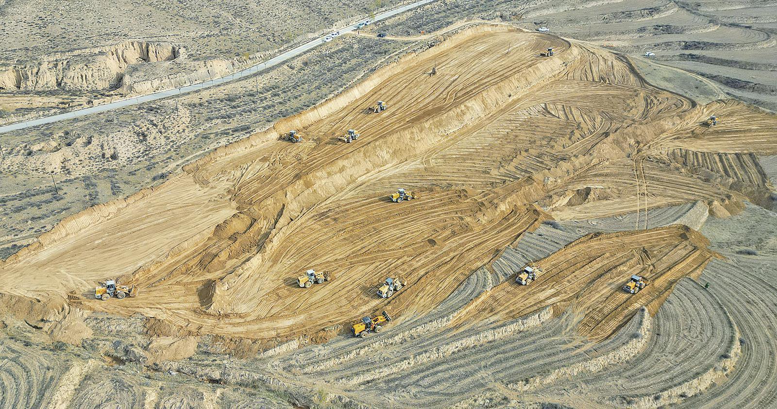 《隴東報》特刊·鄉(xiāng)村振興｜沃土生金 林下淘金——慶陽造良田推良法讓農(nóng)民腰包鼓起來