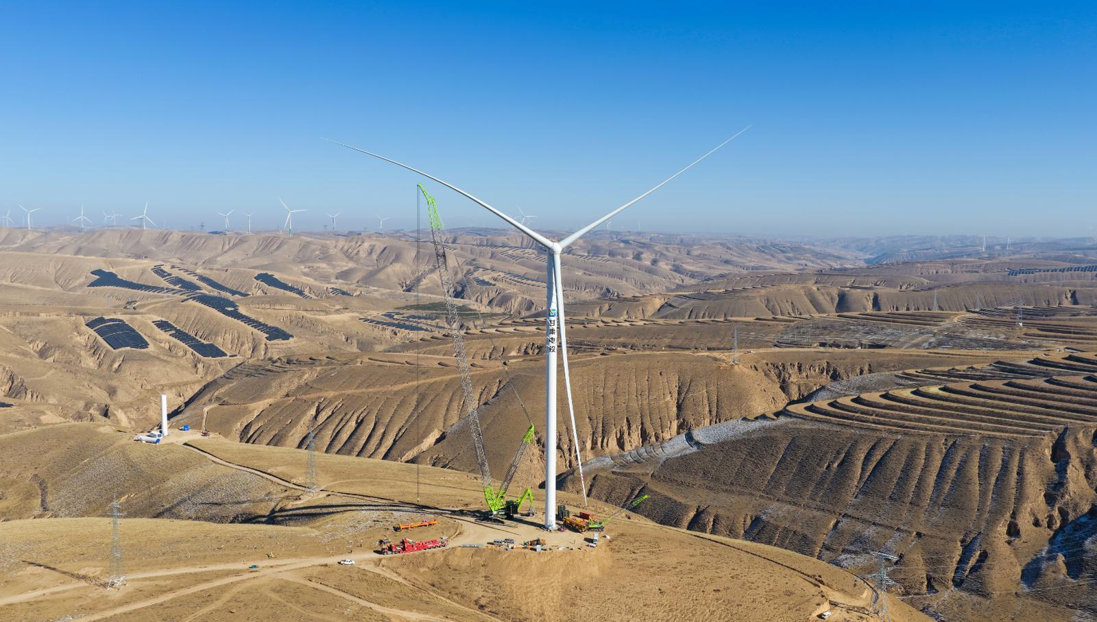 【央視頻】震撼！看長長長長長長長長長的風(fēng)機葉片如何運上黃土高原？