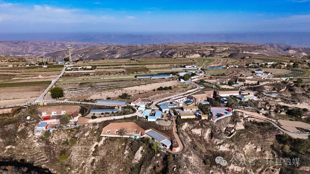 楊清艷：返鄉(xiāng)創(chuàng)業(yè)點亮鄉(xiāng)親 “家門口”的就業(yè)致富夢