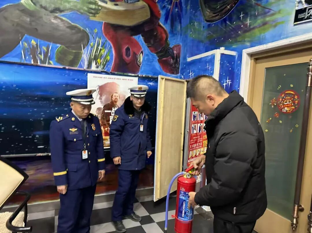 慶陽(yáng)消防“防宣一體”做好元旦期間火災(zāi)防控工作