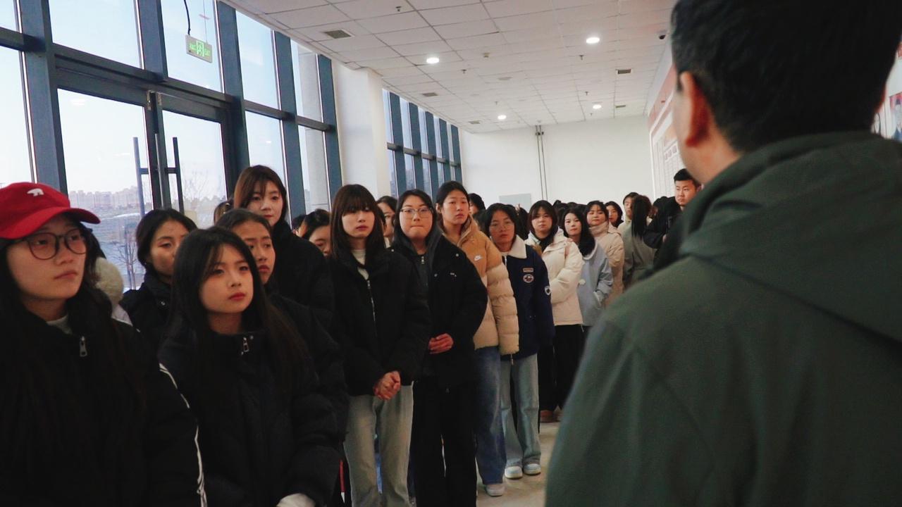 慶陽職業(yè)技術(shù)學院組織學生沉浸式體驗隴劇非遺