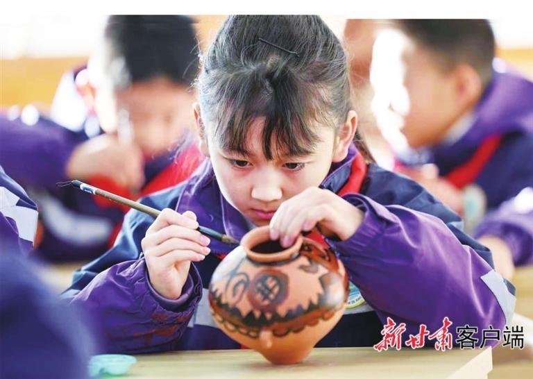 【決勝“十四五” 謀篇“十五五” 全省經(jīng)濟(jì)社會高質(zhì)量發(fā)展巡禮】考古鑄史 文明傳薪——“十四五”時期隴原考古成果豐碩