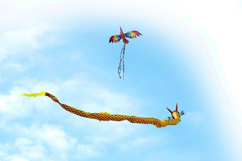 《隴東報》特刊·縣區(qū)觀察 | 西峰：低空經(jīng)濟(jì)加速起飛 多元產(chǎn)業(yè)釋放動能