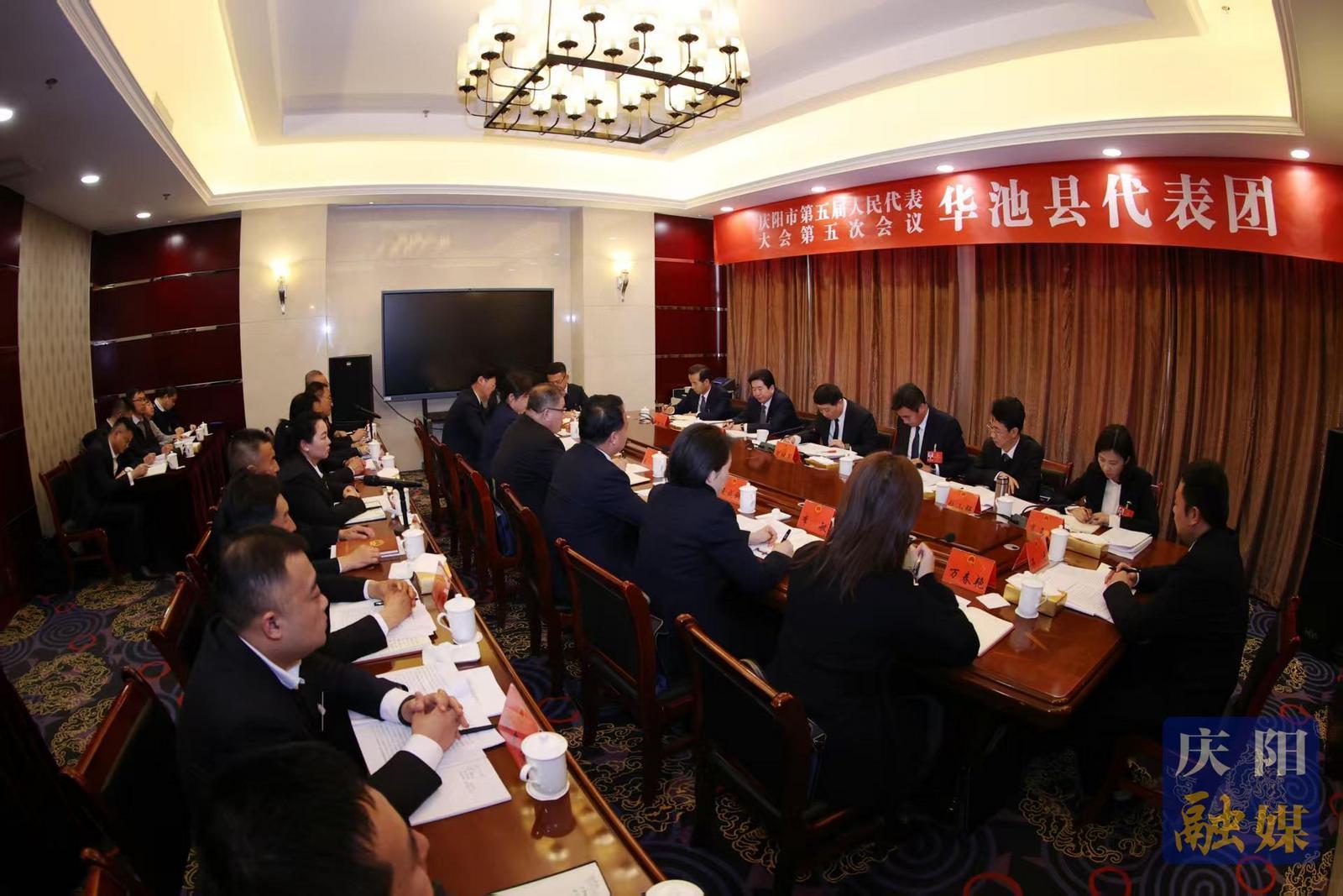 周繼軍在華池縣代表團審議時強調(diào) 錨定目標  跳起摸高 全力推動縣域經(jīng)濟爭先進位