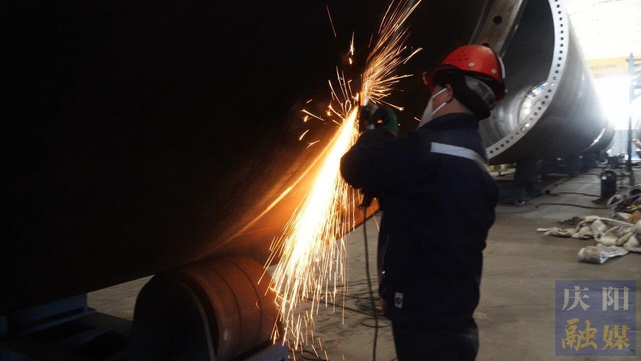 【新春走基層】寧縣和盛鎮(zhèn)工業(yè)集中區(qū)：甘肅馳風(fēng)重工迎來(lái)新春“開(kāi)門紅”